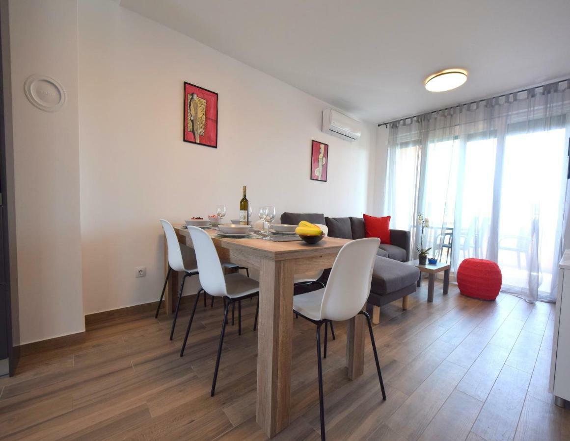 Apartments Medna Čižići Bagian luar foto