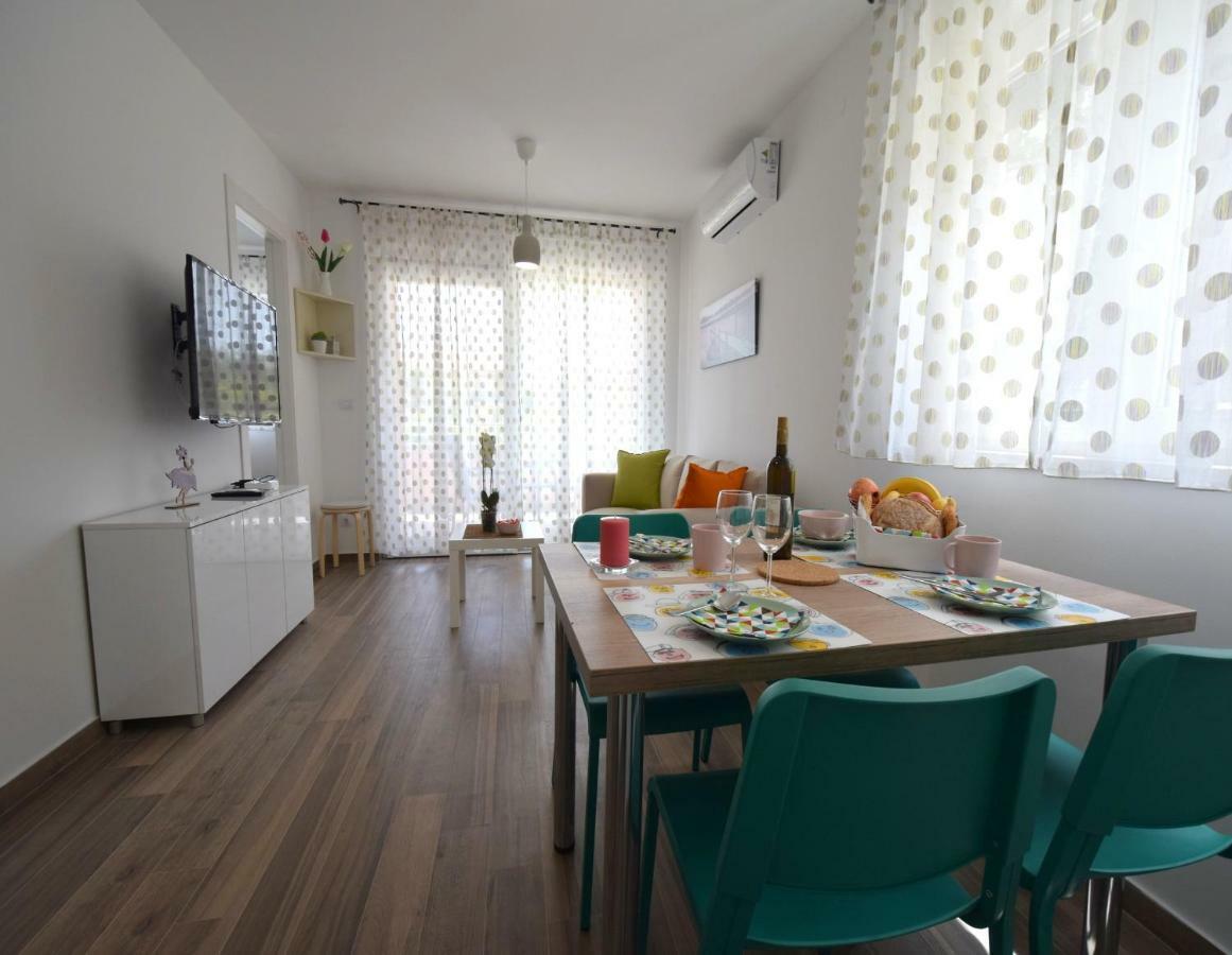 Apartments Medna Čižići Bagian luar foto