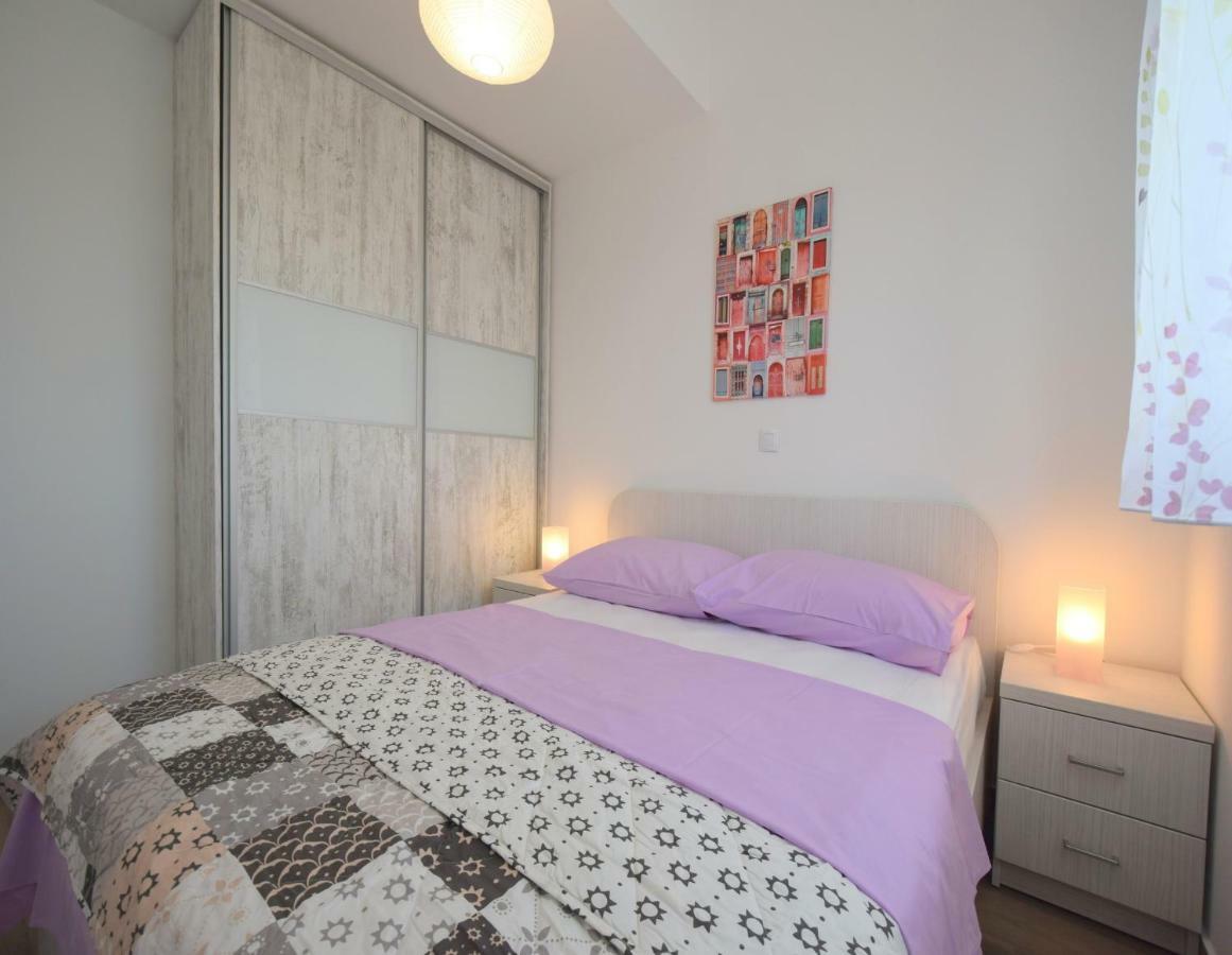 Apartments Medna Čižići Bagian luar foto